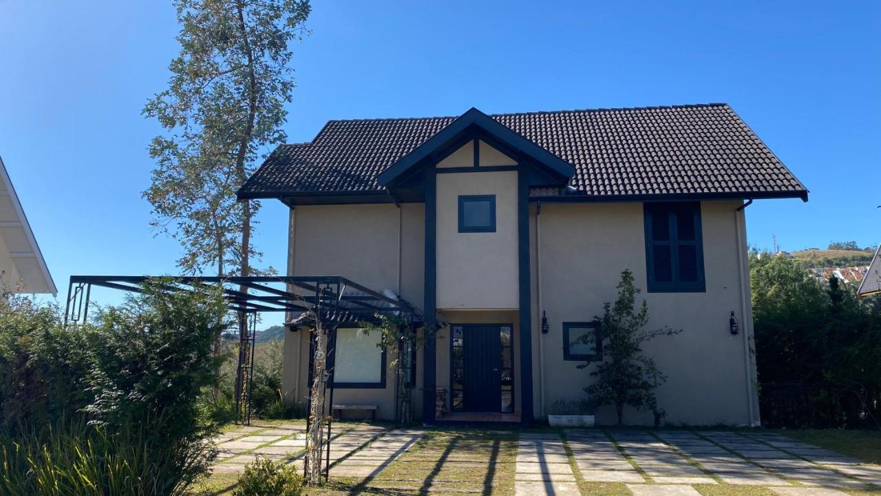 Casa de férias Hostyn Casa Paraiso Nas Montanhas, De Alto Padrao Cercado Pela Natureza *