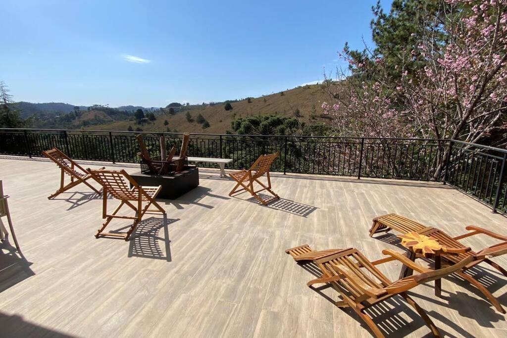 Hostyn Casa Paraiso Nas Montanhas, De Alto Padrao Cercado Pela Natureza Casa de férias Campos do Jordão