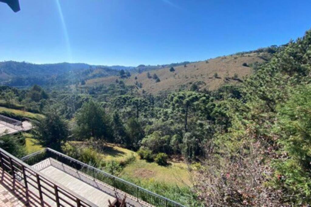 Casa de férias Hostyn Casa Paraiso Nas Montanhas, De Alto Padrao Cercado Pela Natureza *