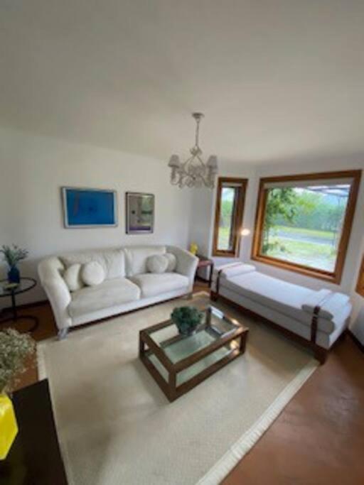 Casa de férias Hostyn Casa Paraiso Nas Montanhas, De Alto Padrao Cercado Pela Natureza *