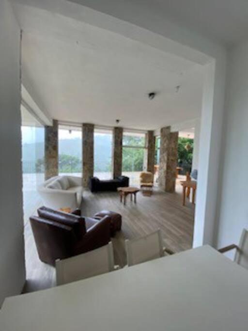 Hostyn Casa Paraiso Nas Montanhas, De Alto Padrao Cercado Pela Natureza *