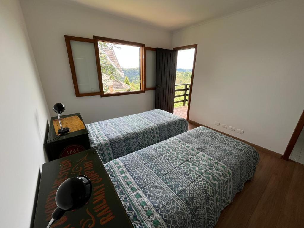 Casa de férias Hostyn Casa Paraiso Nas Montanhas, De Alto Padrao Cercado Pela Natureza